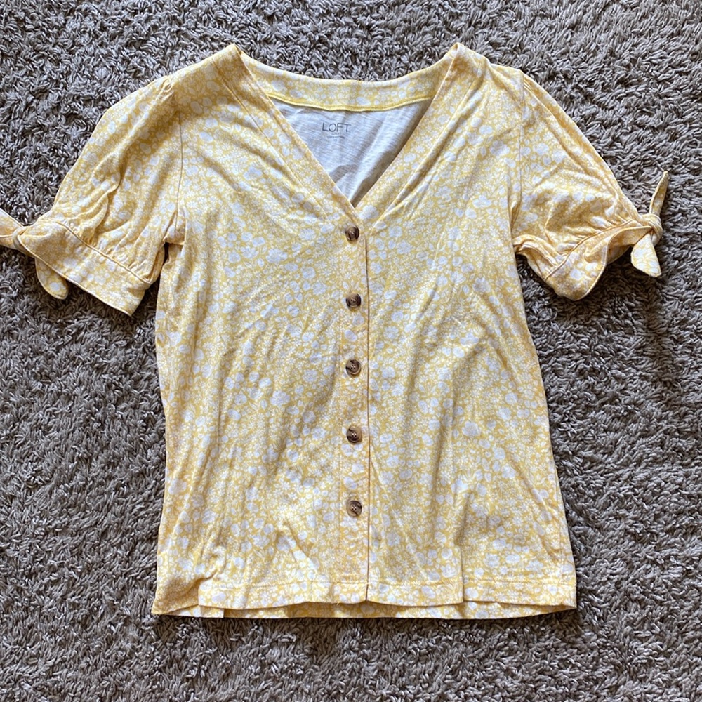 LOFT Women’s Tie-Sleeve Blouse